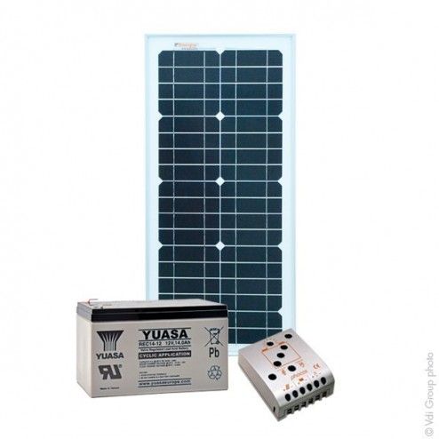 Photovoltaic kit with accumulator